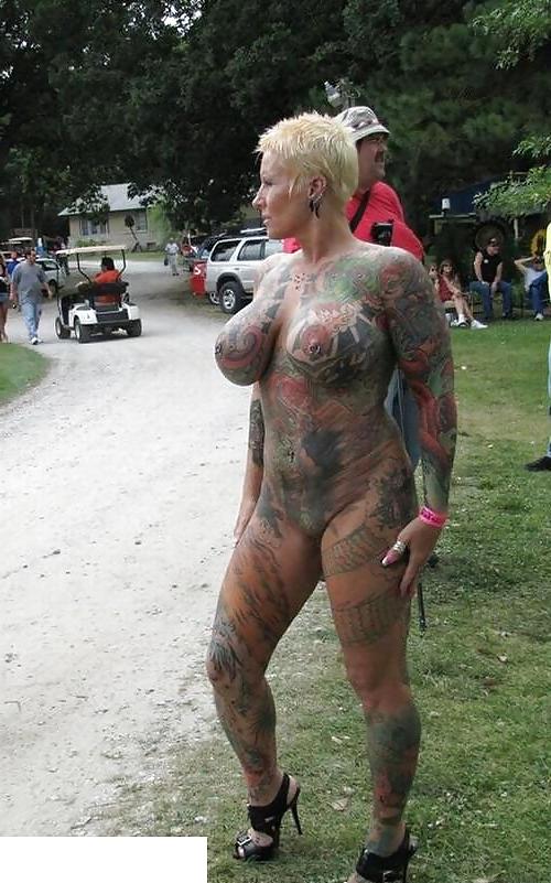 25P Inked thick mature exhibitionist