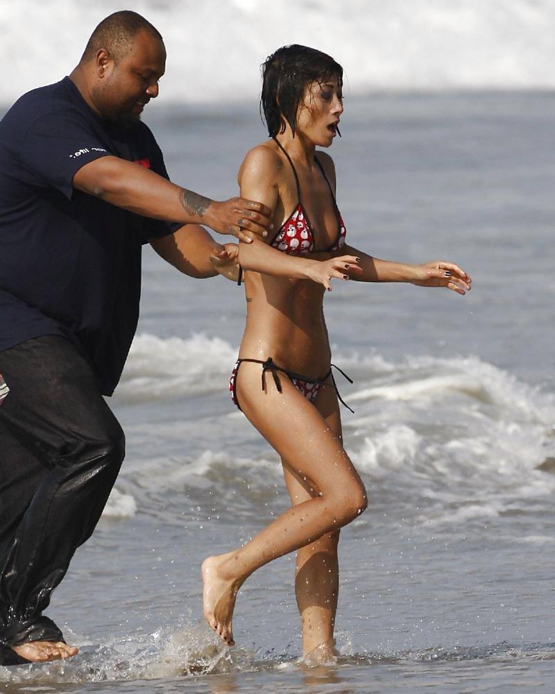 25P Bai Ling's Perky Nipples and Tight Body