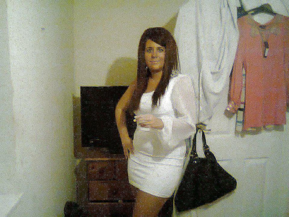 25P The correct way for all sluts to dress 18