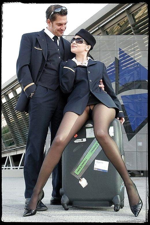 25P Pantyhose legs spread