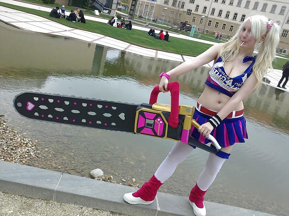 25P Lollipop chainsaw