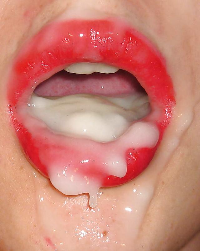 5P My lips in red lipstick