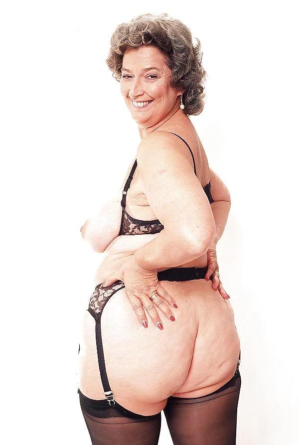 25P Dirty GILF - Miss G.D.