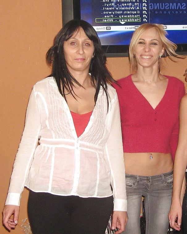 11P Me and my little sister Raluca DOBRE