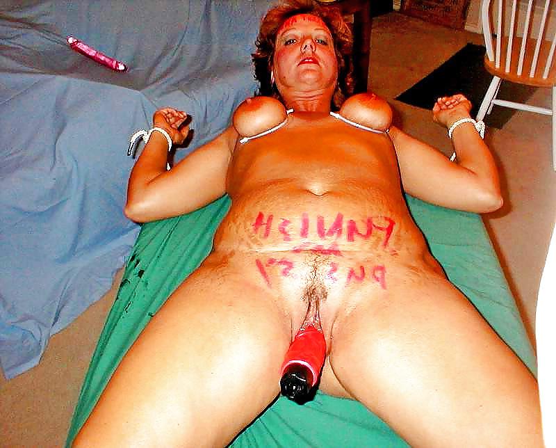 10P Writing Slut Ann - what would you write on her body