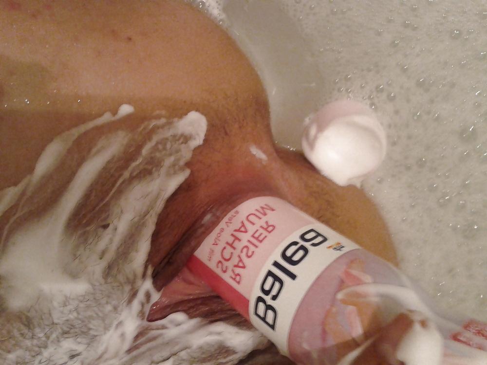 25P Another dirty milf and footing -brightonguy-