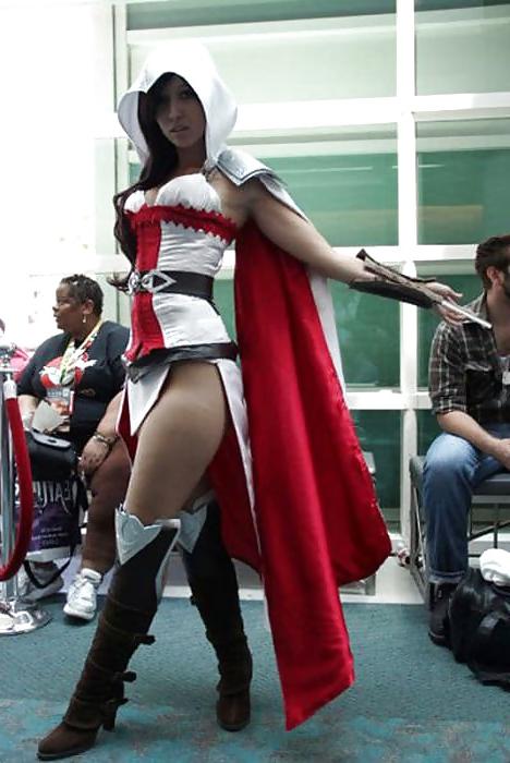 25P Cosplay girls