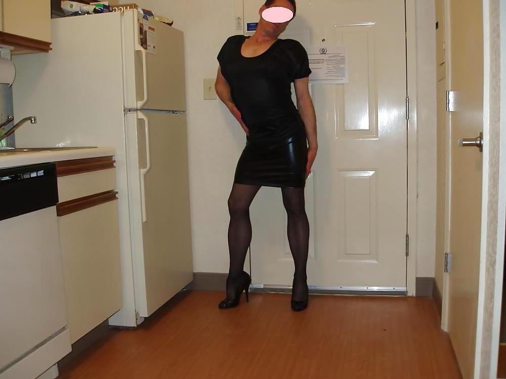 10P Angie Loves Dressing Up
