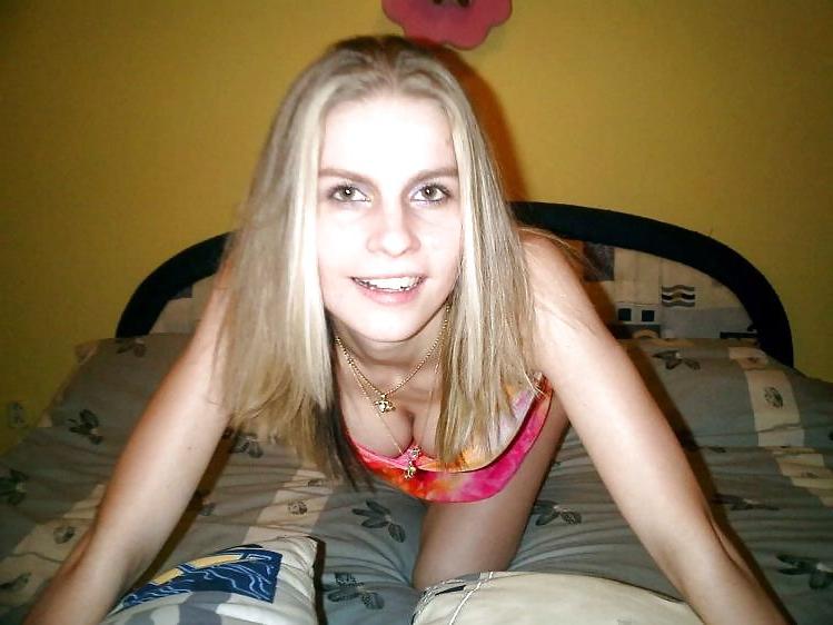 25P Cute blonde in her bedroom