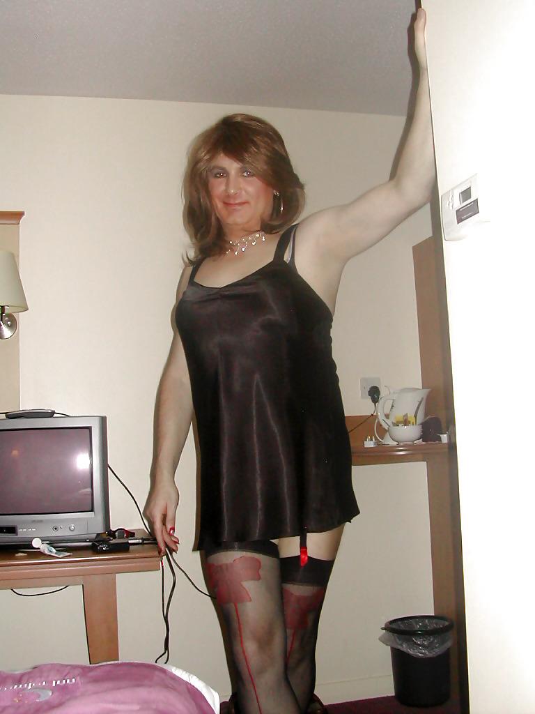 16P Michaels dirty tranny slut Davina