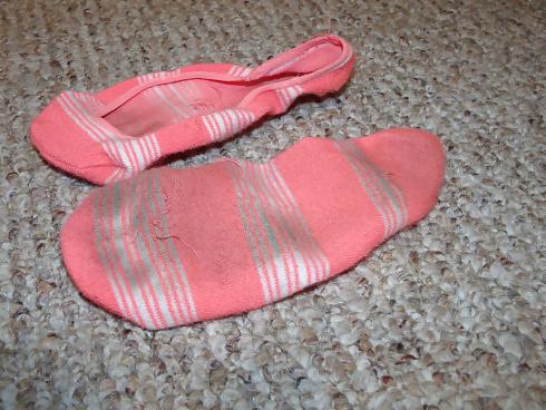 25P Amazing feet and dirty socks