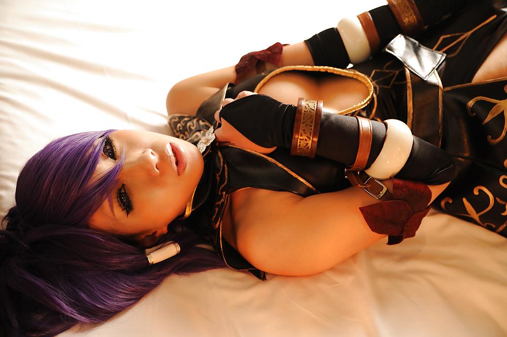 25P Monster Hunter Cosplay 2