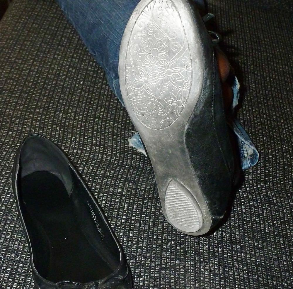 25P Black is beauty-black nails nylons flats