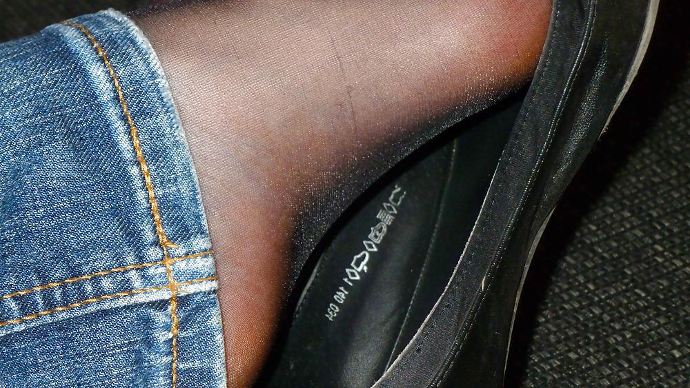 25P Black is beauty-black nails nylons flats
