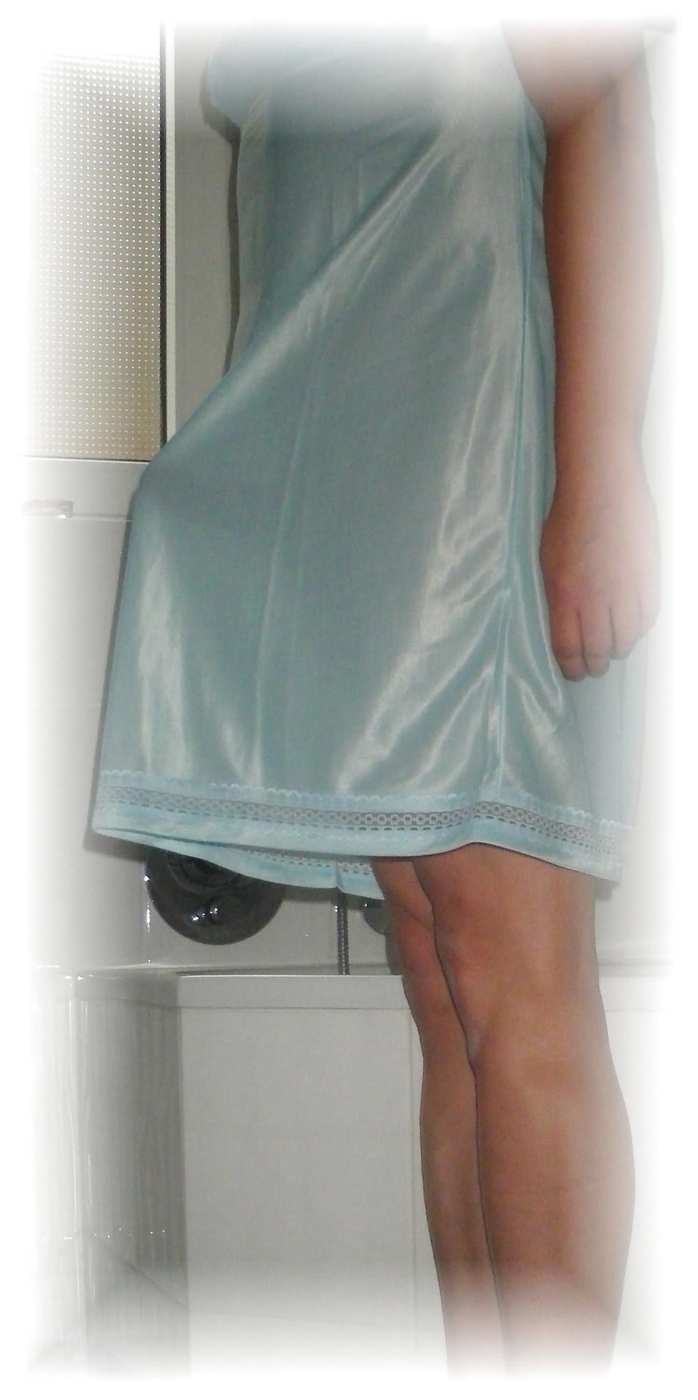 4P Blue Slip