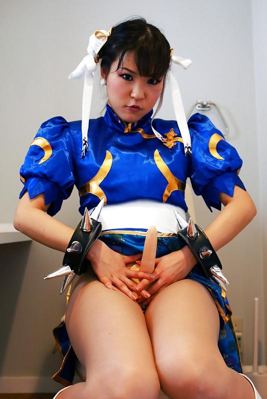 25P Cosplay girls