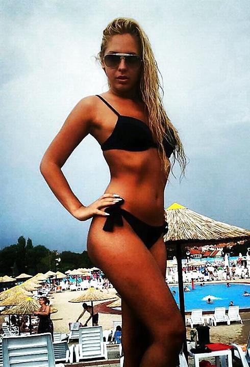 8P Serbian girl: Lejla
