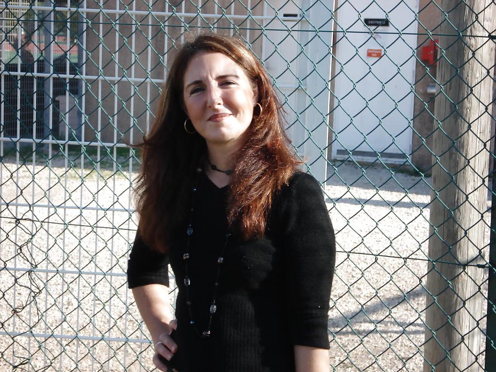 20P Veronique-Sweet French MILF