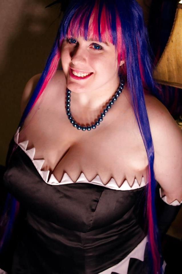 25P Curvy Cosplay Girls 2