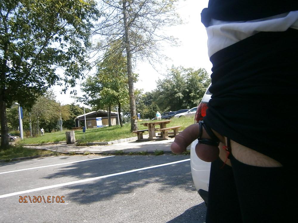9P Public exhibtion nude sexe flashing cock dick