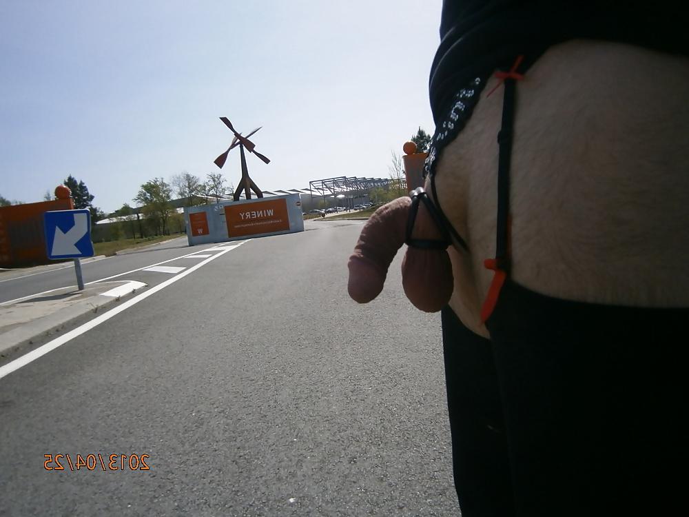 15P Dick cock flash sexe exhib outdoor