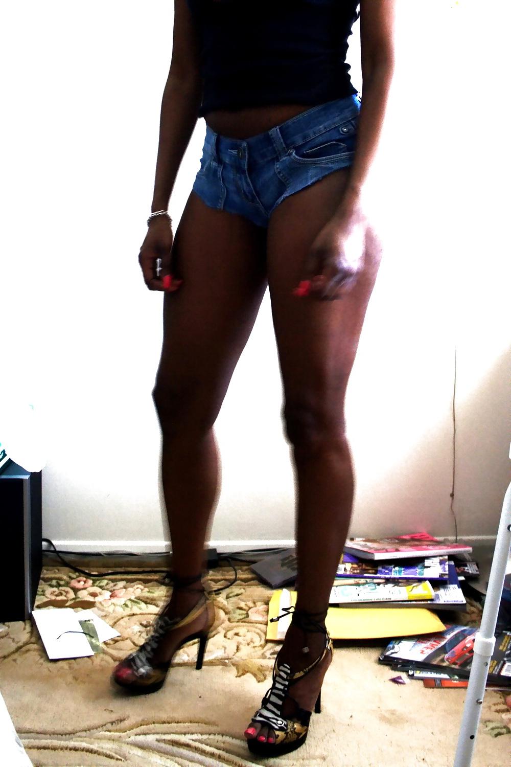 24P MILFs Hot Legs & Fuck Me Heels