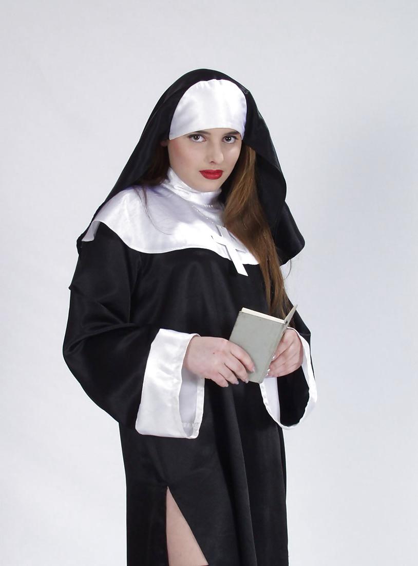 25P Brunette nun reading dirty magz and undressing
