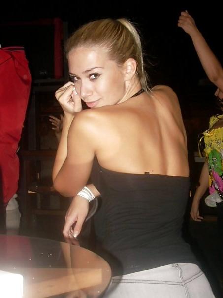 25P Beautiful Serbian girls