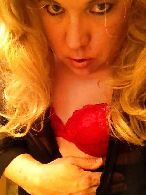 21P Love love love to dress