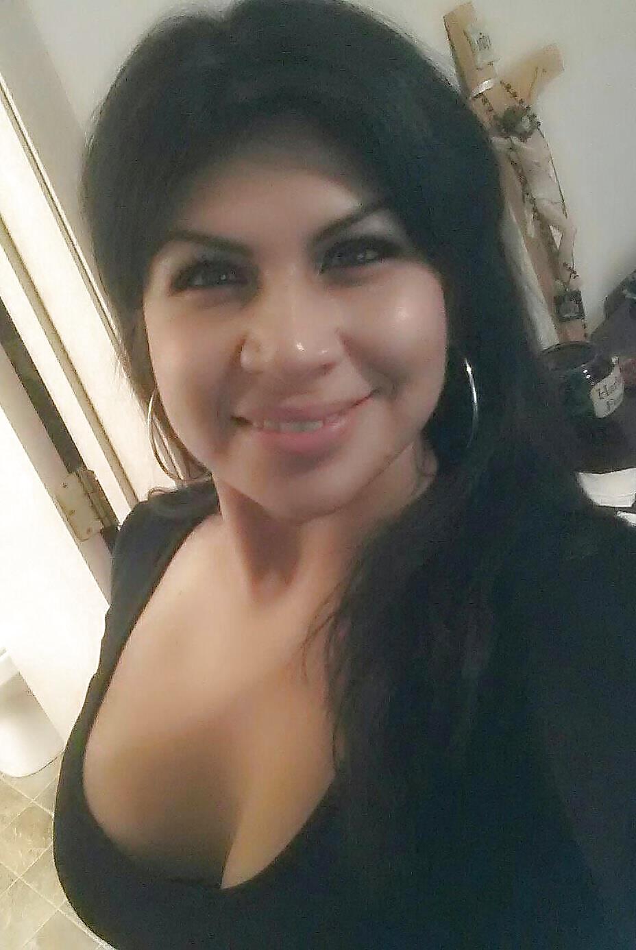 23P Thick stacked Latina milf