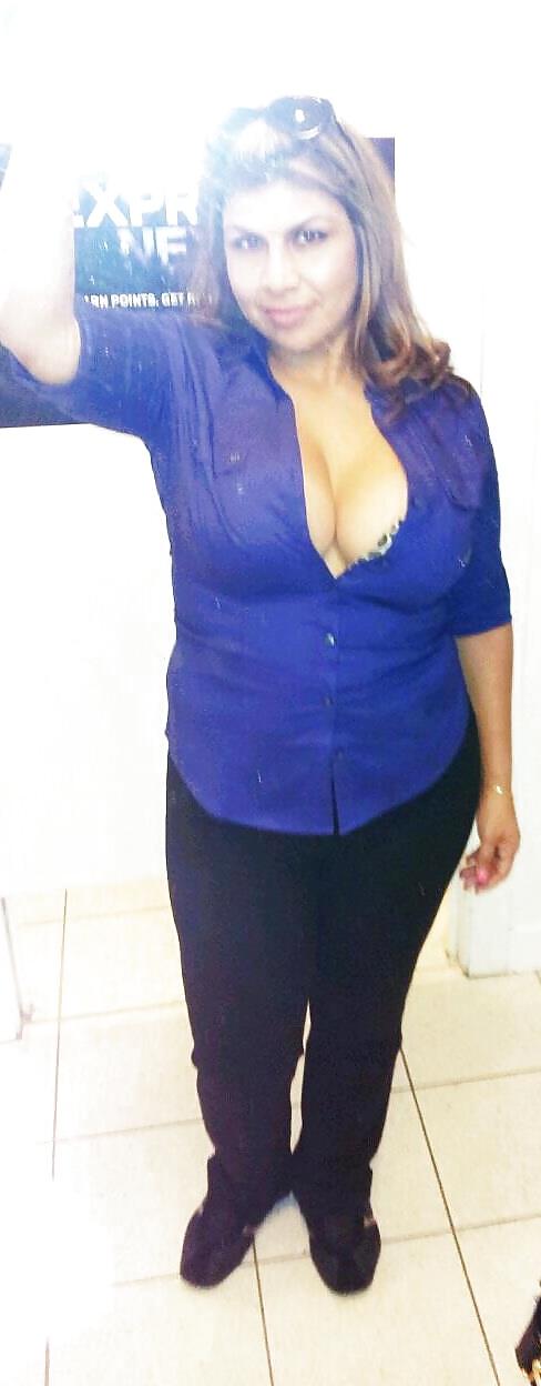 23P Thick stacked Latina milf
