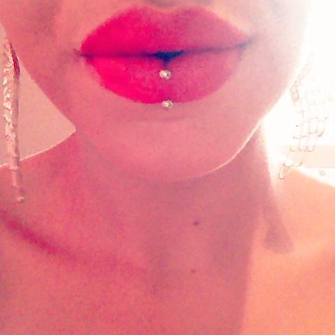 25P Niia Hall french arab slut