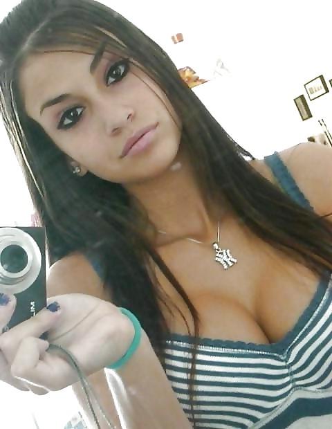 25P Hot Busty Teen Amateurs