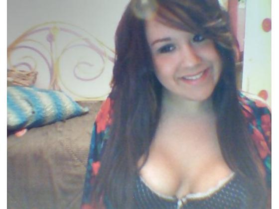 25P Hot Busty Teen Amateurs