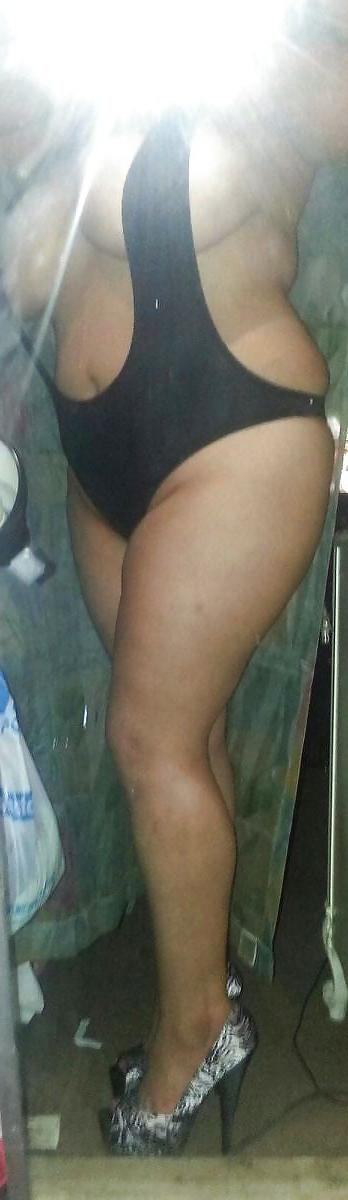 7P Swimsuit Time