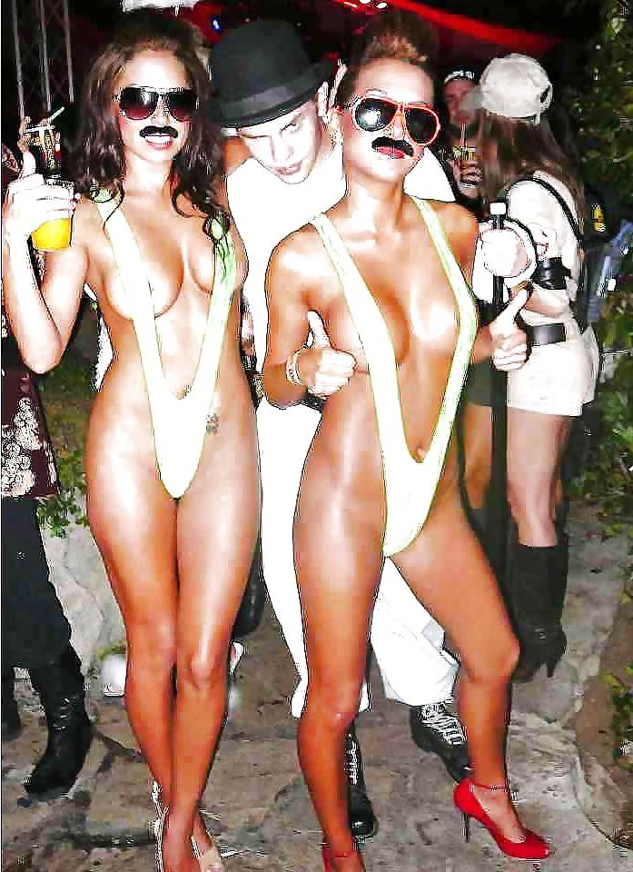 25P Slutz in fancy dress! 14