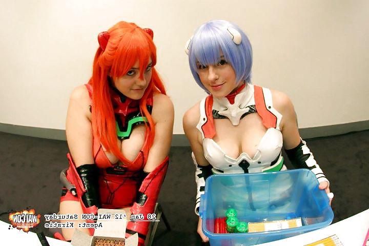 16P Cosplay non nude babes