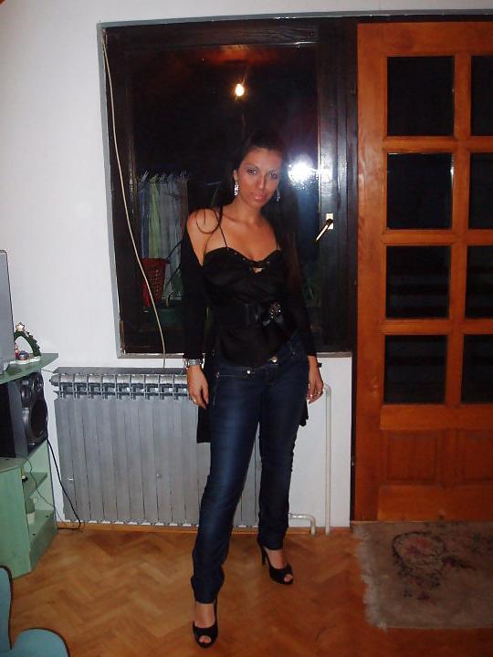 25P Serbian FB girls V