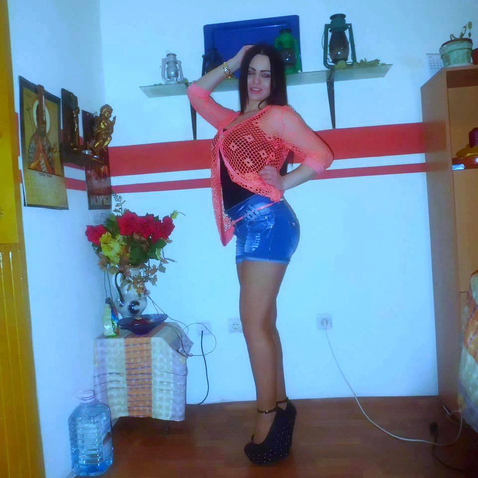 19P Serbian girl: anna