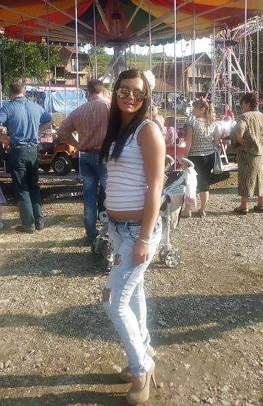 19P Serbian girl: anna