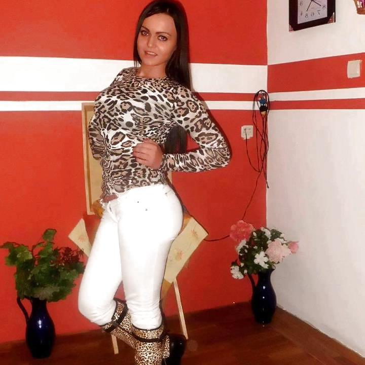 19P Serbian girl: anna