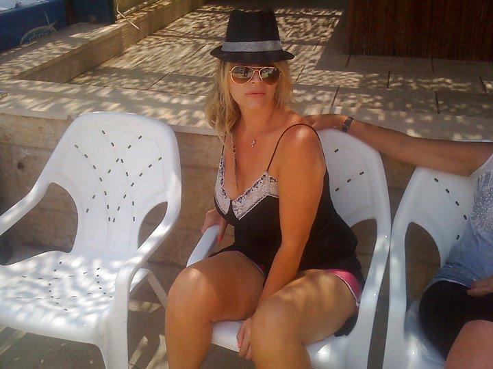 20P Israel women shelley busty milf from ramat gan
