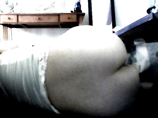 11P Slow and Sultry Sunday Morning Striptease.