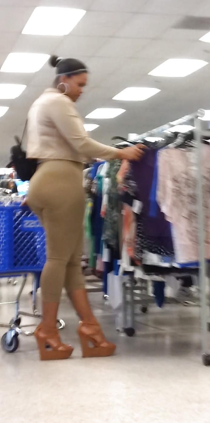 9P AMAZON Redbone Blk THICK MOMMA in TIGHTS voyeur candid