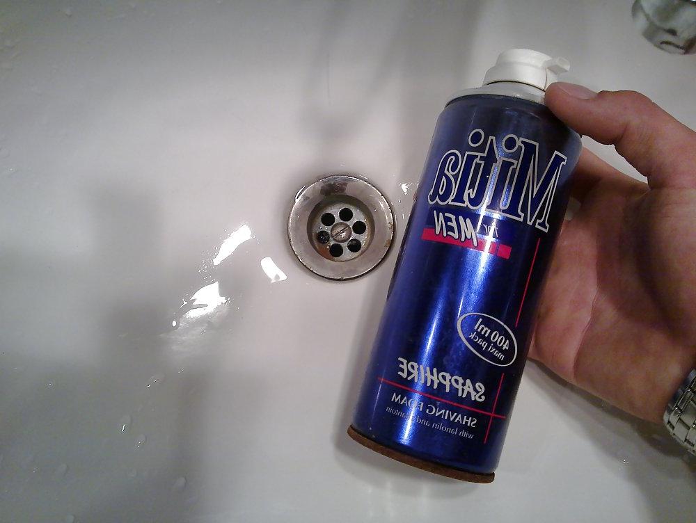 4P My fat dick next to can (shaving foam 400 mil.)