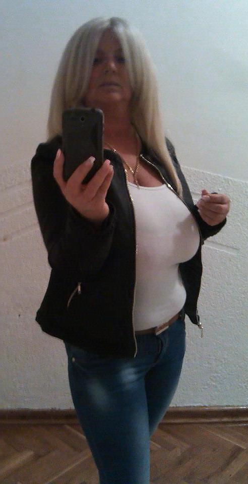 7P Serbian MILF Vesna