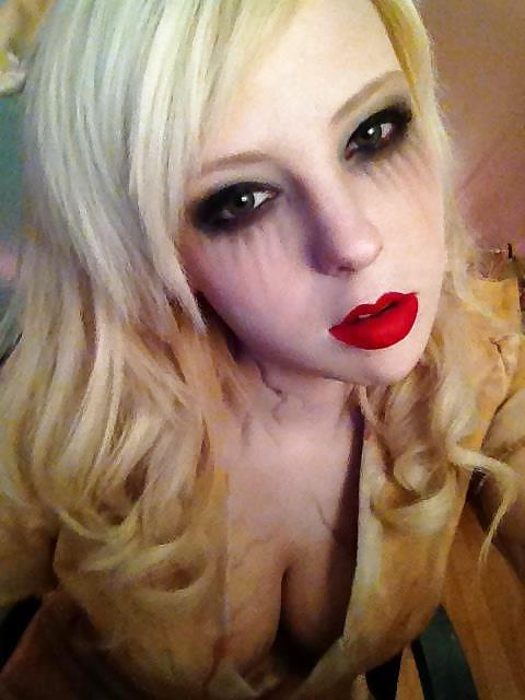 25P Naughty Little Emo Teens From Belfast For Dirty Comments