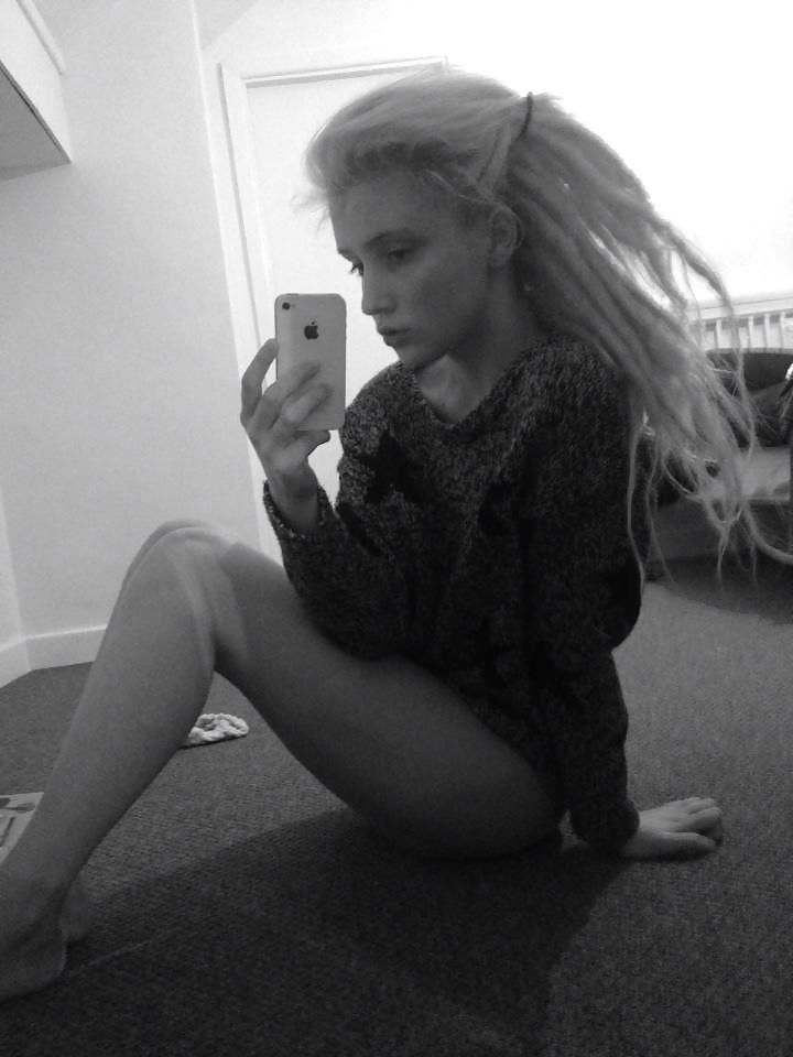 25P Naughty Little Emo Teens From Belfast For Dirty Comments