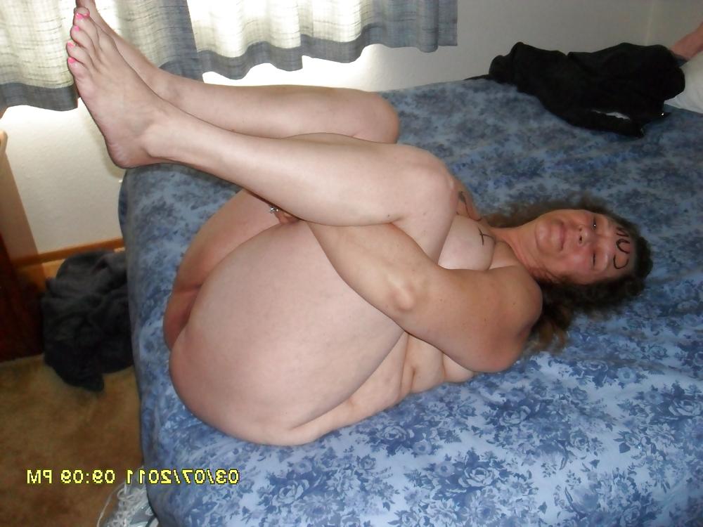 23P Thick Mature Ass