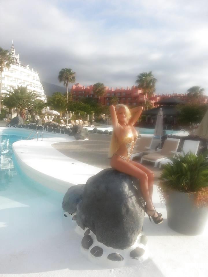 25P Geny's sister (Miss) but sucks dick very well